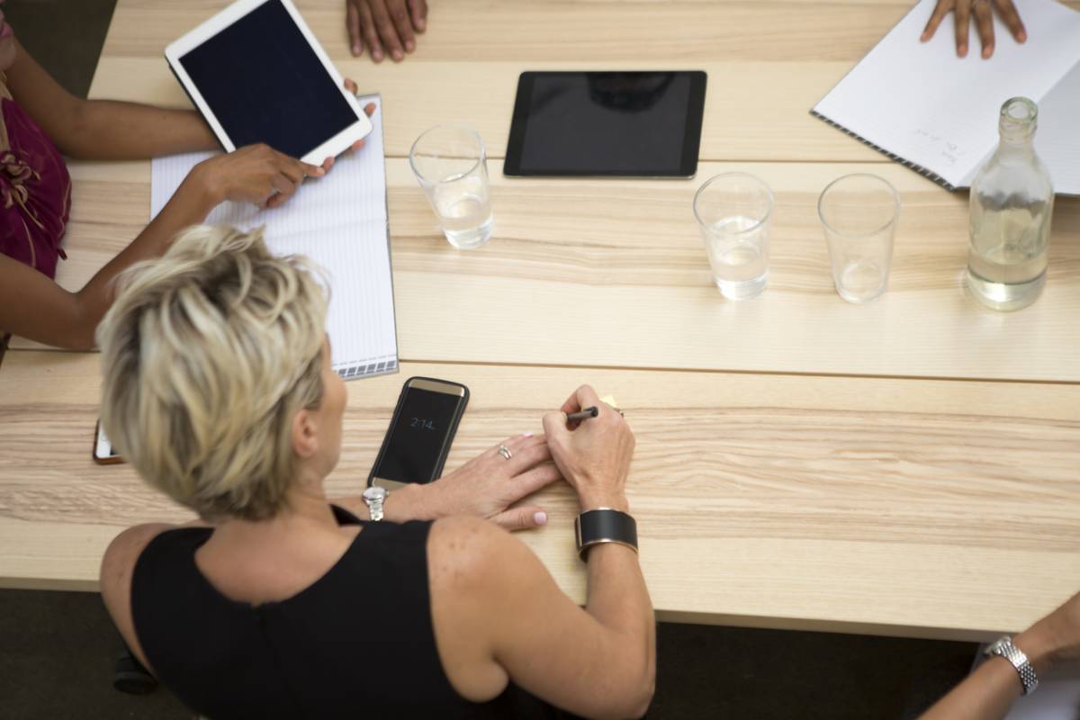 Comment organiser une assemblée générale légalement complète ?