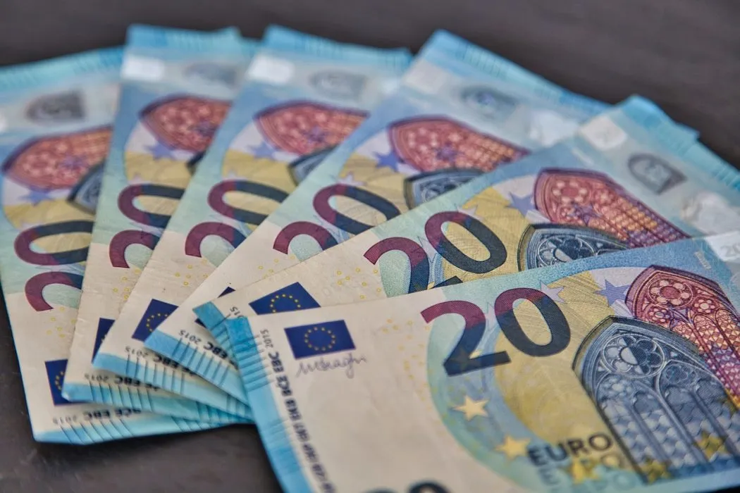 Quels sont les montants minimaux et maximaux des salaires 2022 ?
