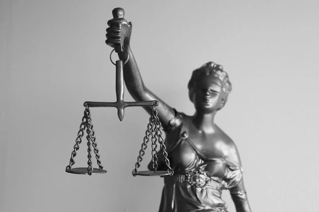 Quand contacter un avocat pour prouver une faute grave au travail ?