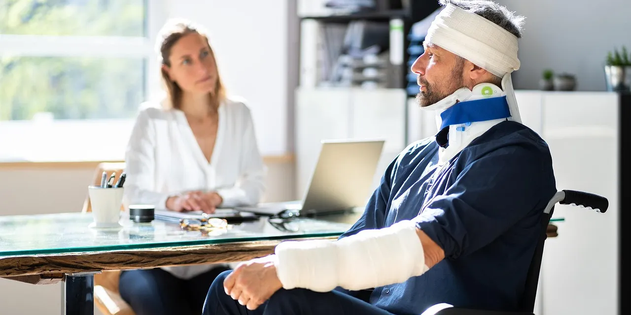 Dommages corporels : quand faire appel à un avocat spécialisé pour se défendre